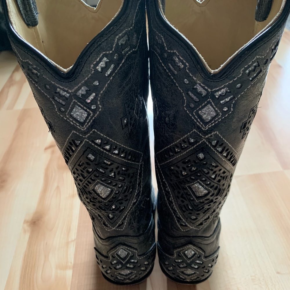 Corral Vintage Boots - Picture 6 of 7